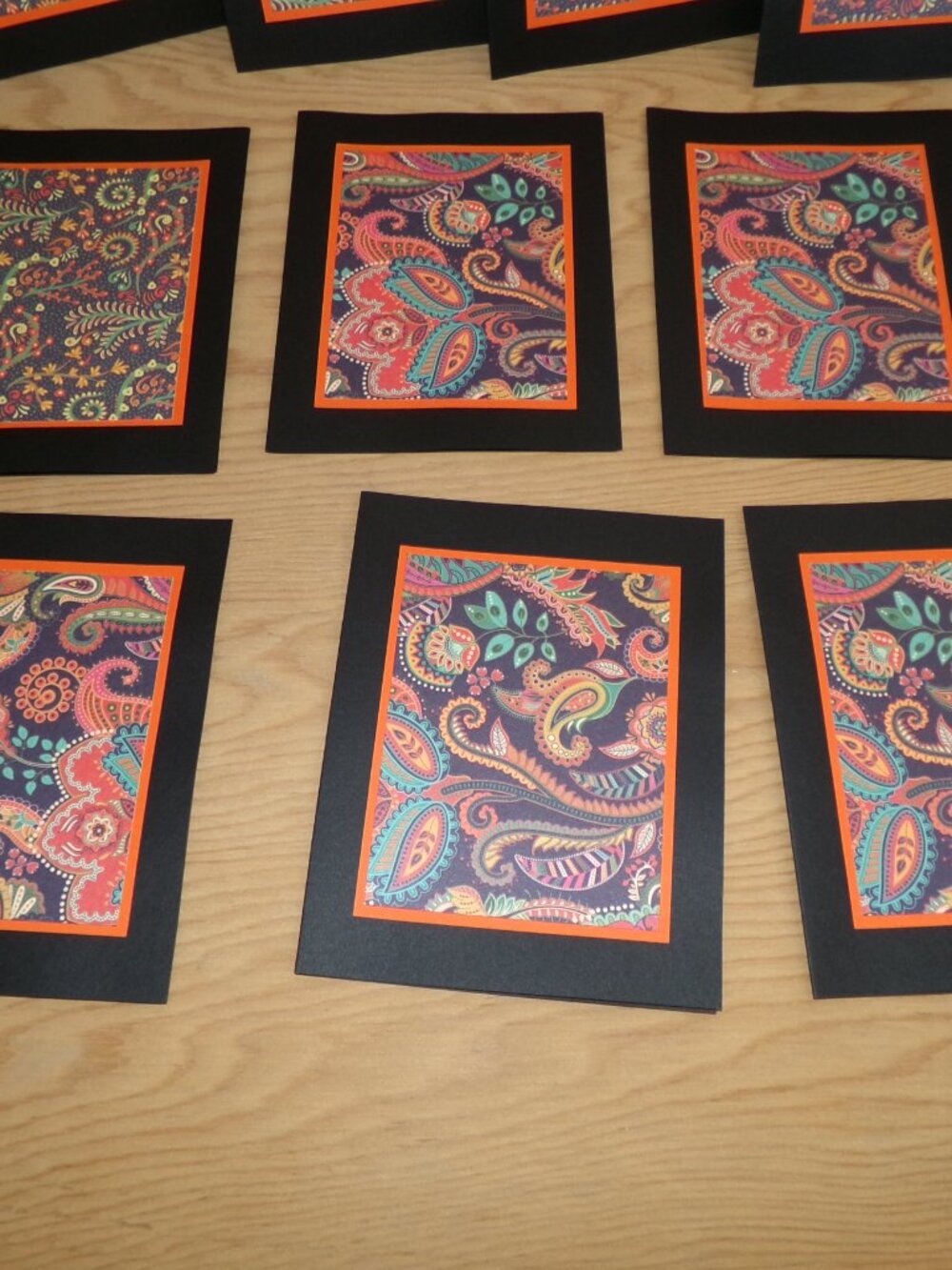 Set of 12 NWT Handmade Black Paisley Cards - Picture 3 of 5